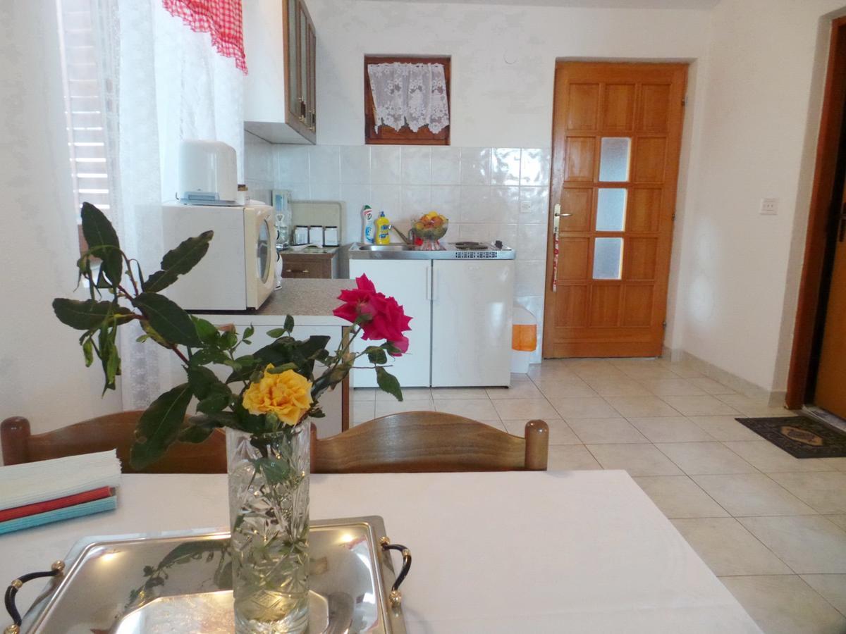 Apartment Snjezana-2 By Interhome Karlobag Δωμάτιο φωτογραφία