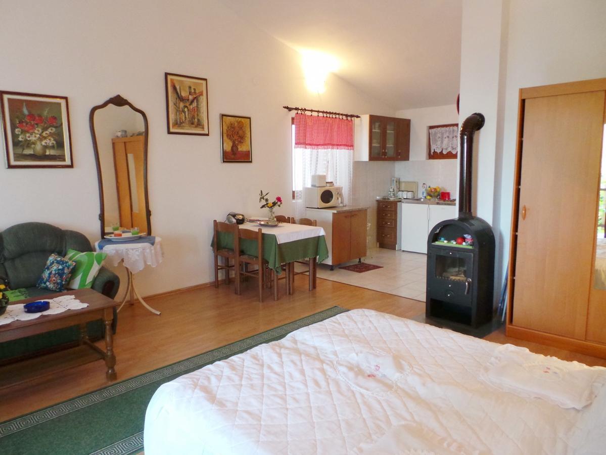 Apartment Snjezana-2 By Interhome Karlobag Δωμάτιο φωτογραφία